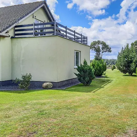 Casa vacanze Beautiful In Zegocino With 5 Bedrooms And Wifi